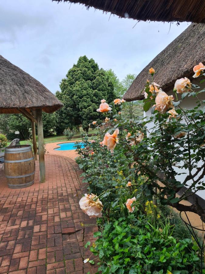 Piccadilly Farm Cottages Lions River エクステリア 写真