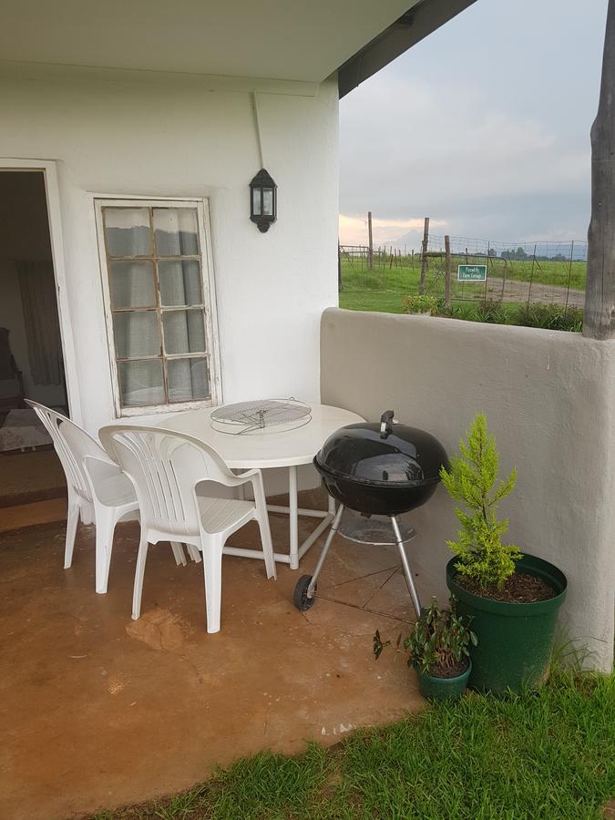 Piccadilly Farm Cottages Lions River エクステリア 写真