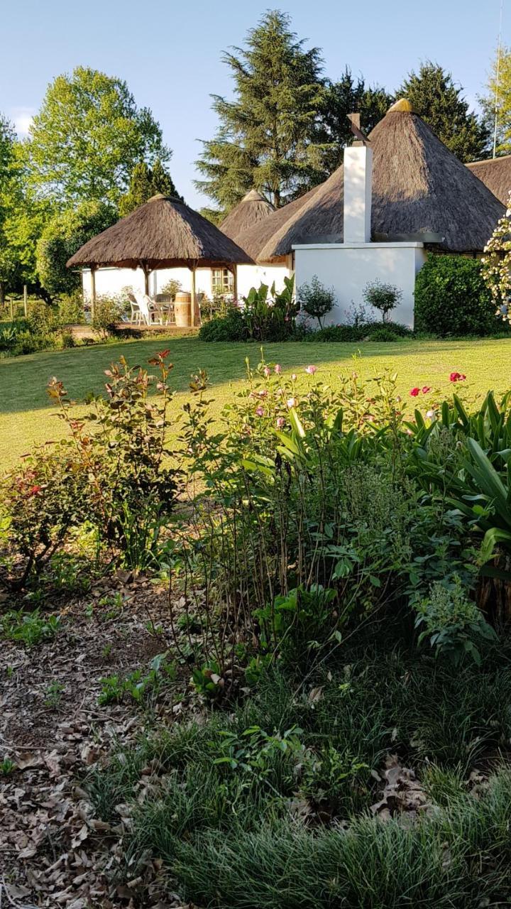 Piccadilly Farm Cottages Lions River エクステリア 写真